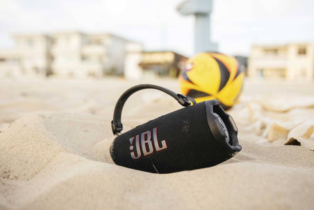 JBL Charge 6 přenosný reproduktor s IP68 výdrž